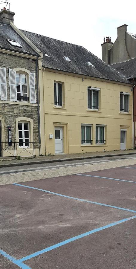 Hotel Chez Jeanne Carentan Exterior foto